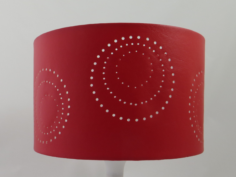 Handmade Lampenschirm "Kreise" Ø 30 cm, gestanzte Kreise, Kunstleder